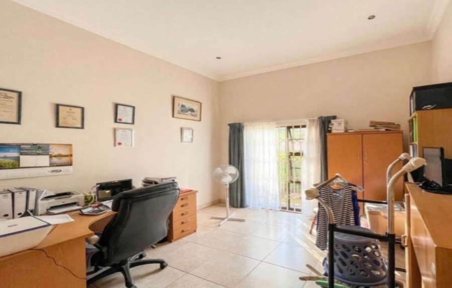 4 Bedroom Property for Sale in Kosmos North West